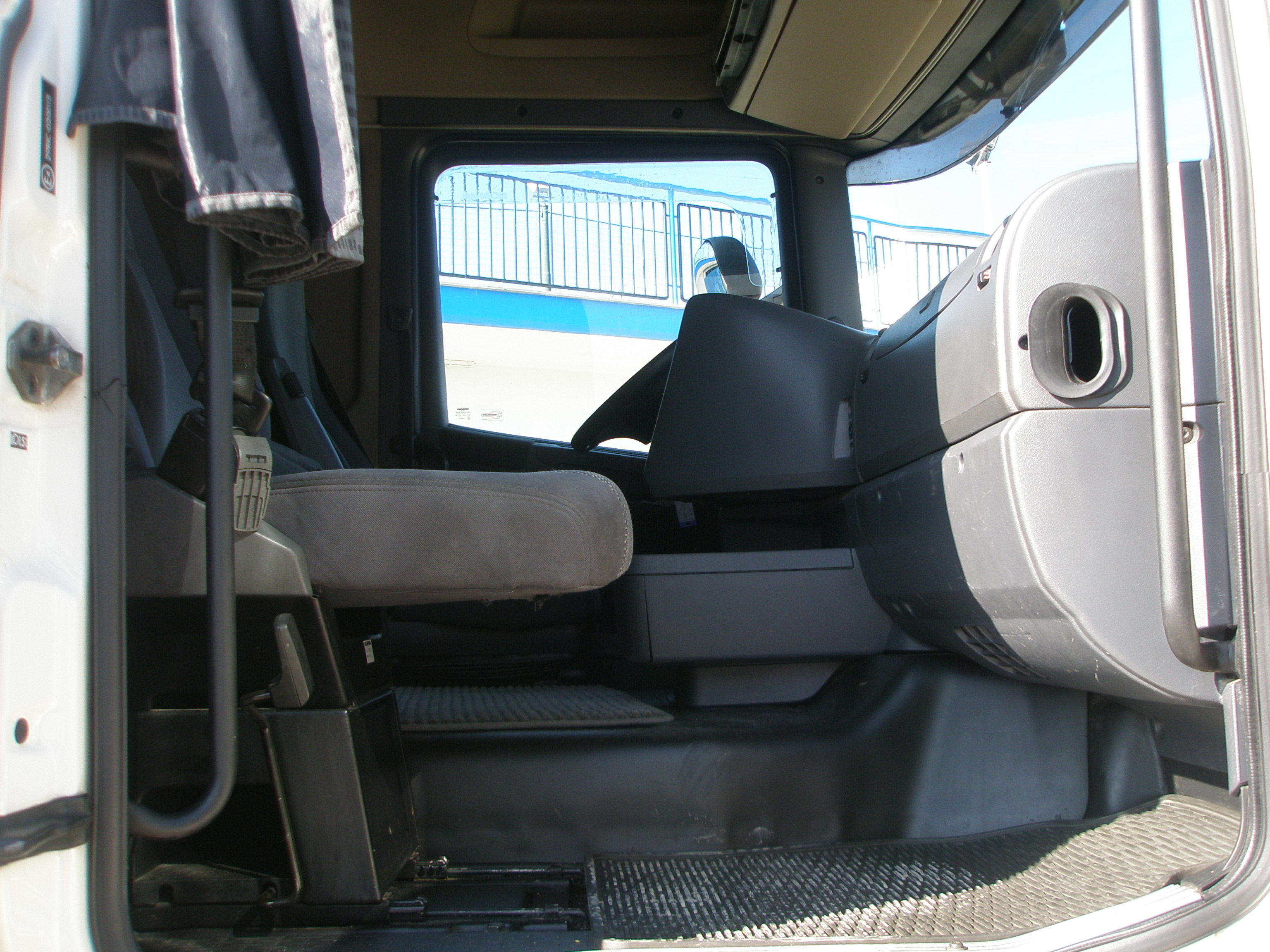SCANIA R 440 TRATTORE STRADALE in vendita - foto 9