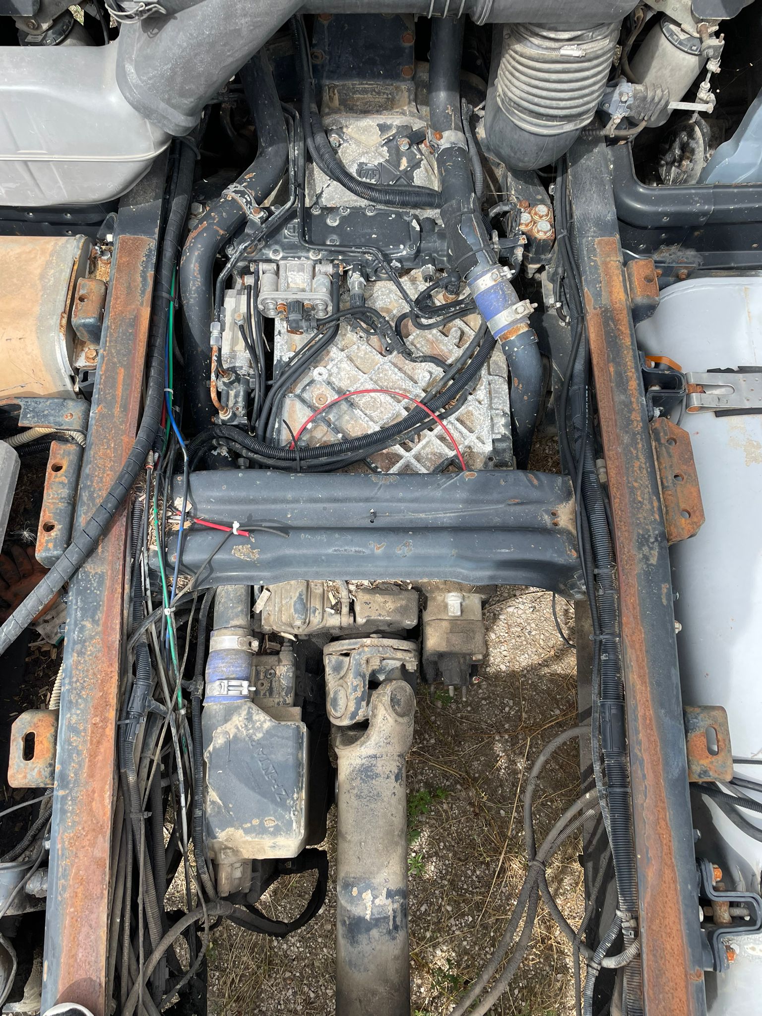 MOTORE E CAMBIO MARCE MANUALE ZF MAN, TIPO TG 460 A XXL in vendita - foto 2