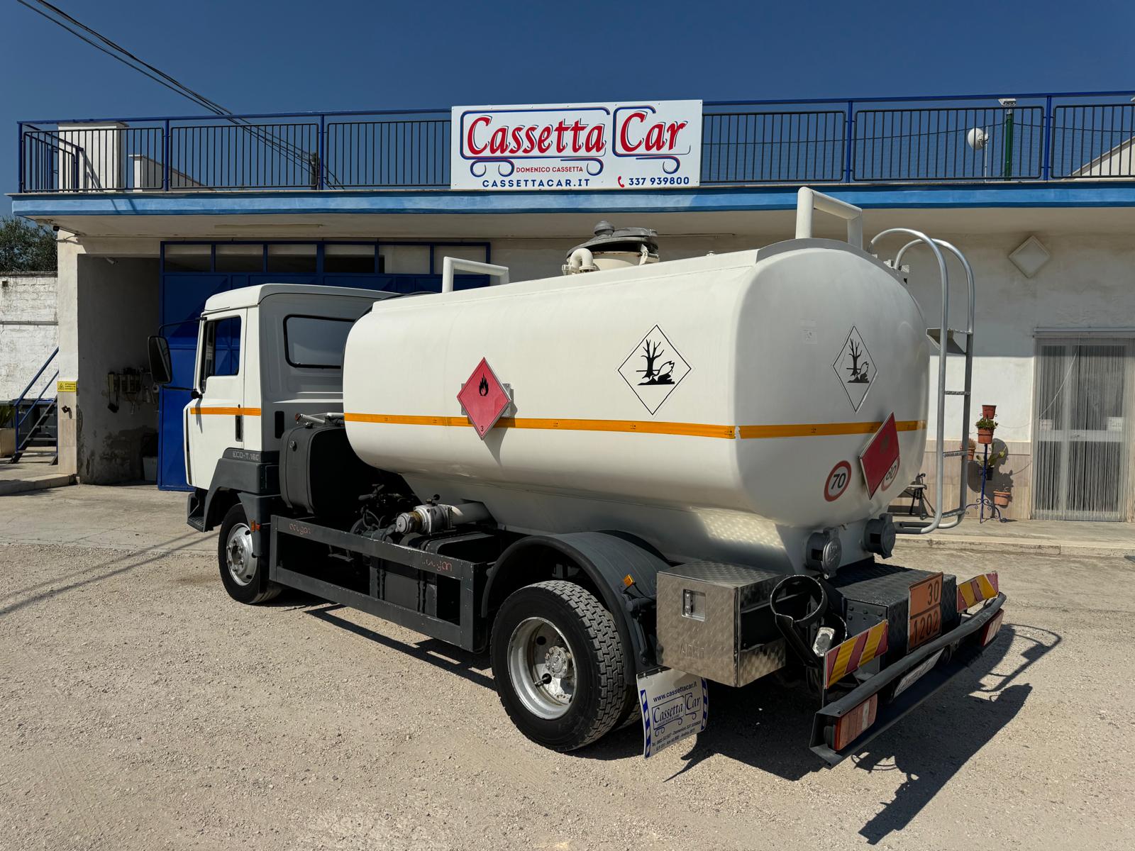 NISSAN M90 T160 CISTERNA CARBURANTI E CONTALITRI ADR in vendita - foto 10