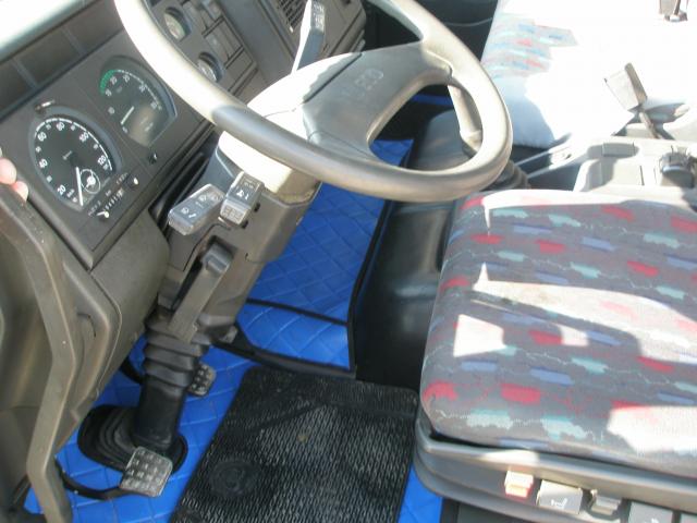 IVECO EUROCARGO 120 E 18 CASSONE + CENTINA in vendita - foto 2