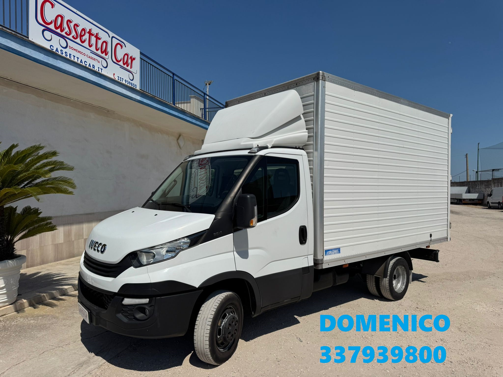 Autocarri in vendita