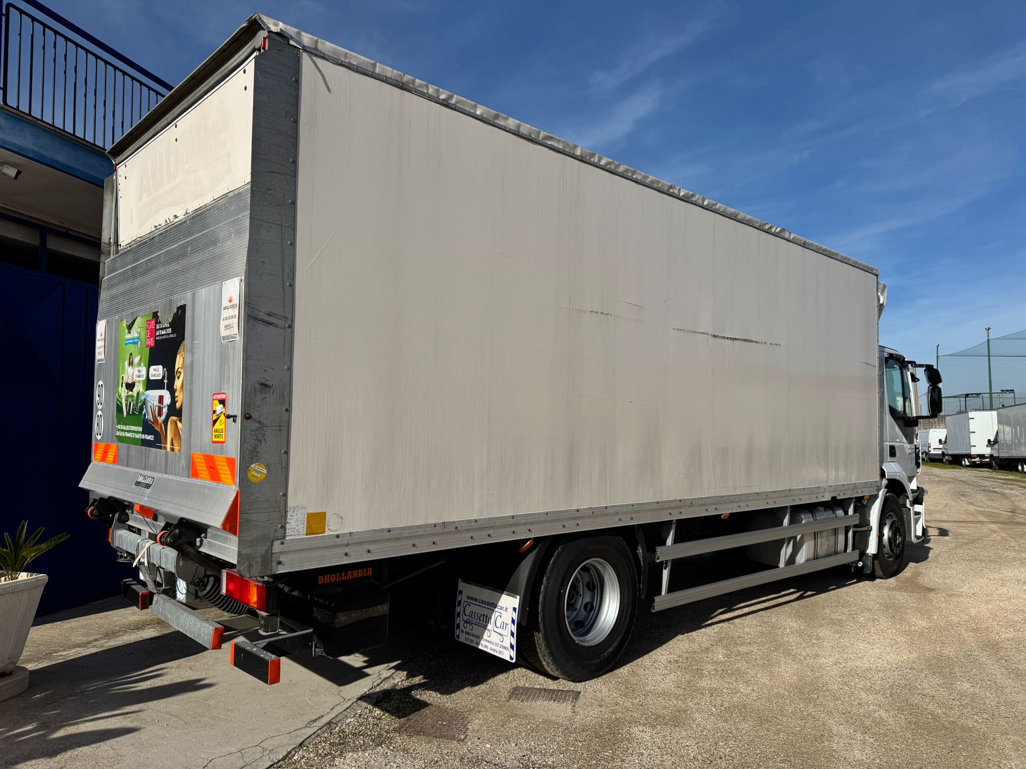IVECO STRALIS 310 EEV FURGONATO CON PEDANA in vendita - foto 5