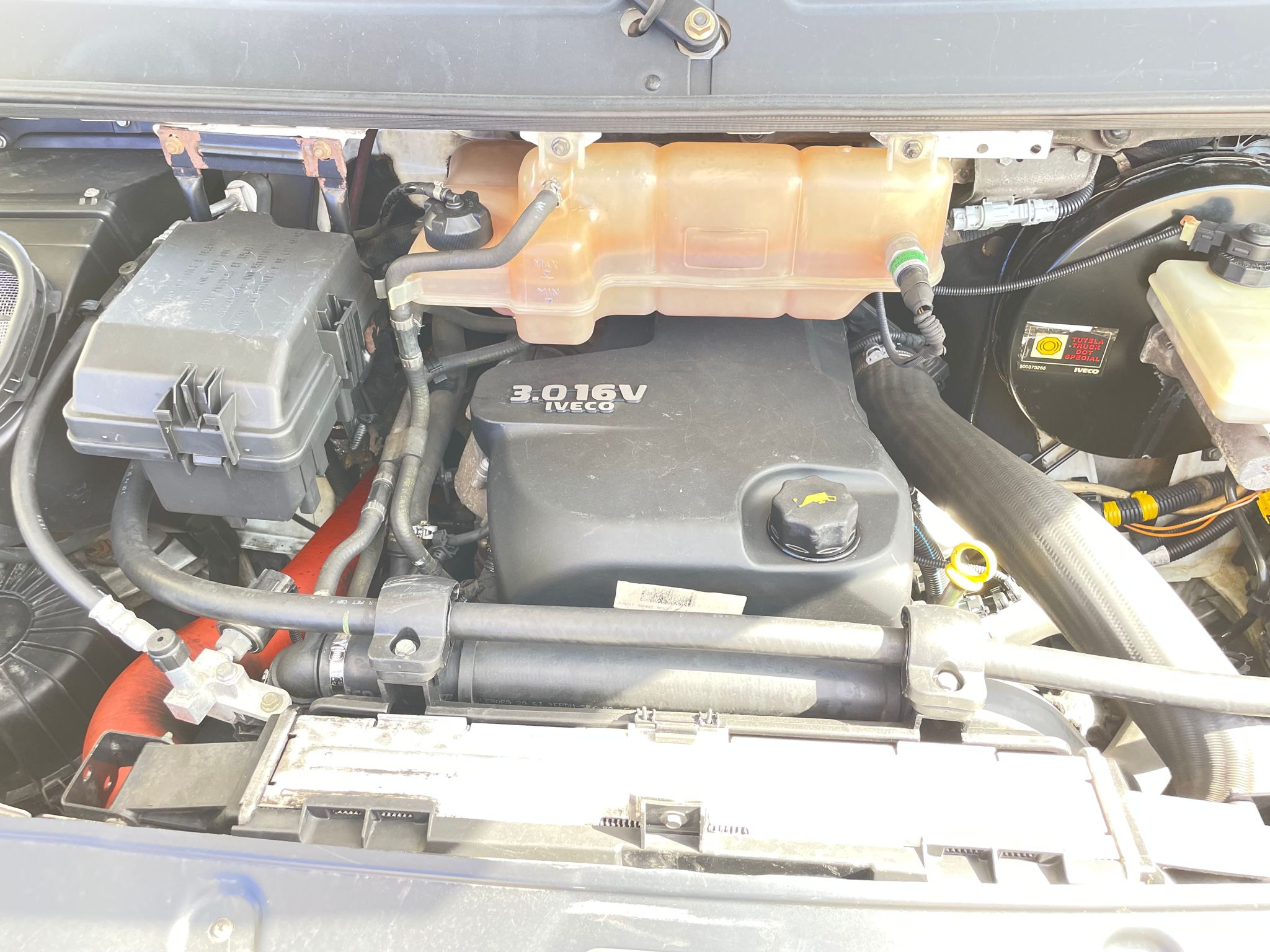 IVECO DAILY 35C18 DOPPIA CABINA CASSONE FISSO in vendita - foto 2
