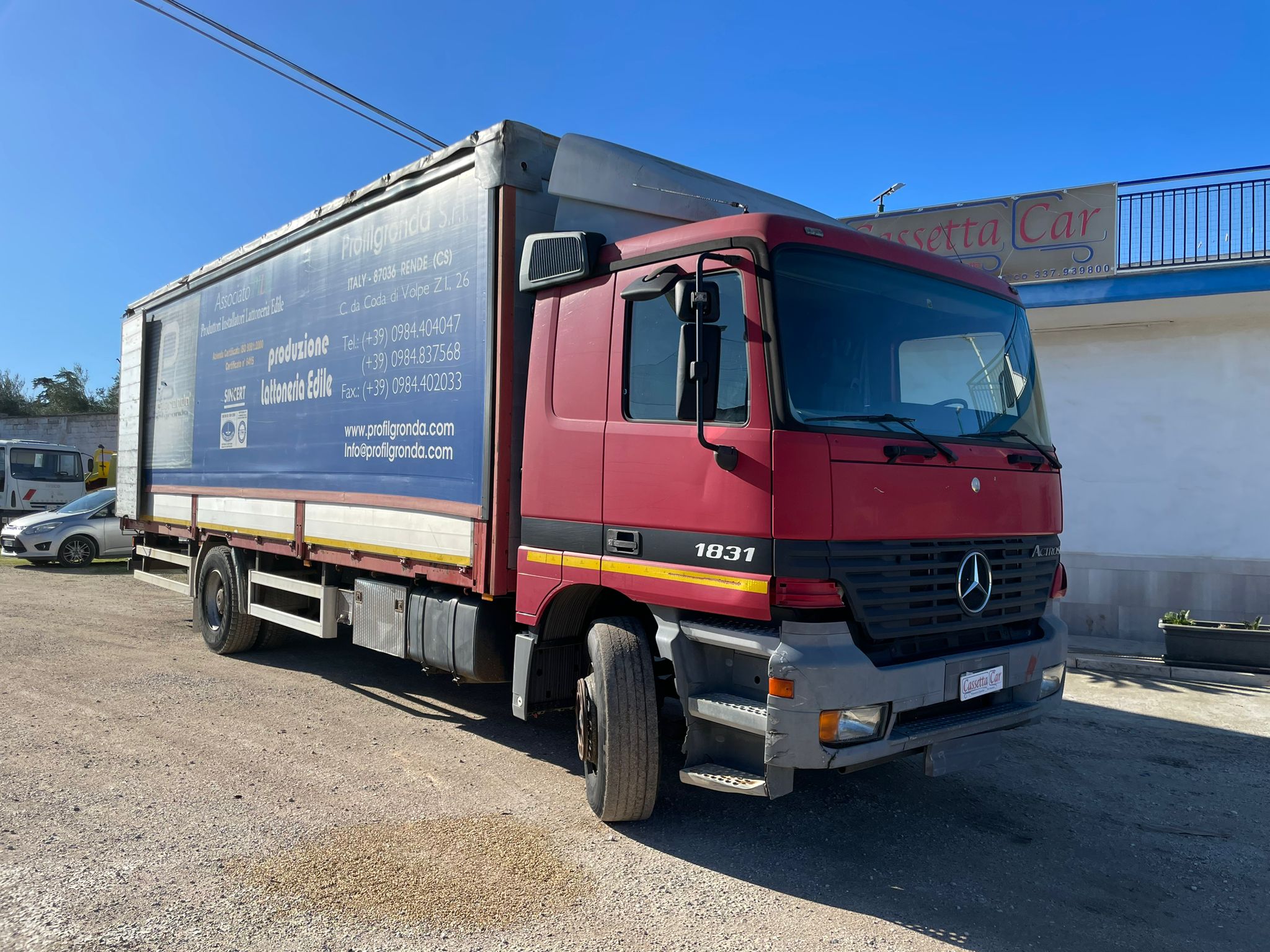 MERCEDES-BENZ 1831 CENTINATO COPRI E SCOPRI in vendita - foto 2