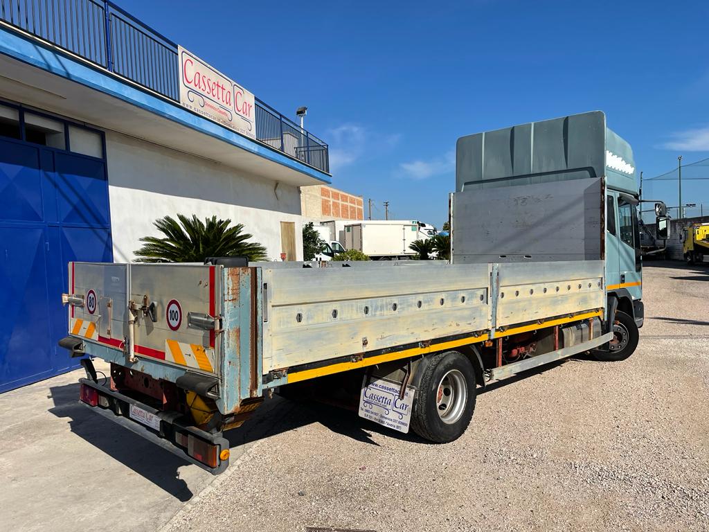 IVECO EUROCARGO 120 EL 21 PNEUMATICA POSTERIORE IN ADR in vendita - foto 8