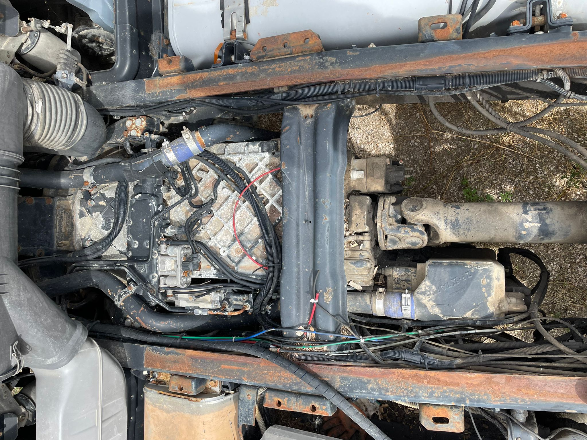 MOTORE E CAMBIO MARCE MANUALE ZF MAN in vendita - foto 2