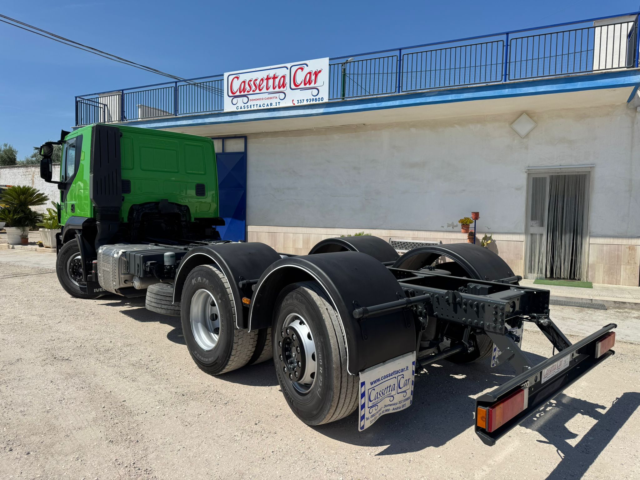 IVECO STRALIS 460 TETTO BASSO EURO 6 1° ASSE 8 TON in vendita - foto 2