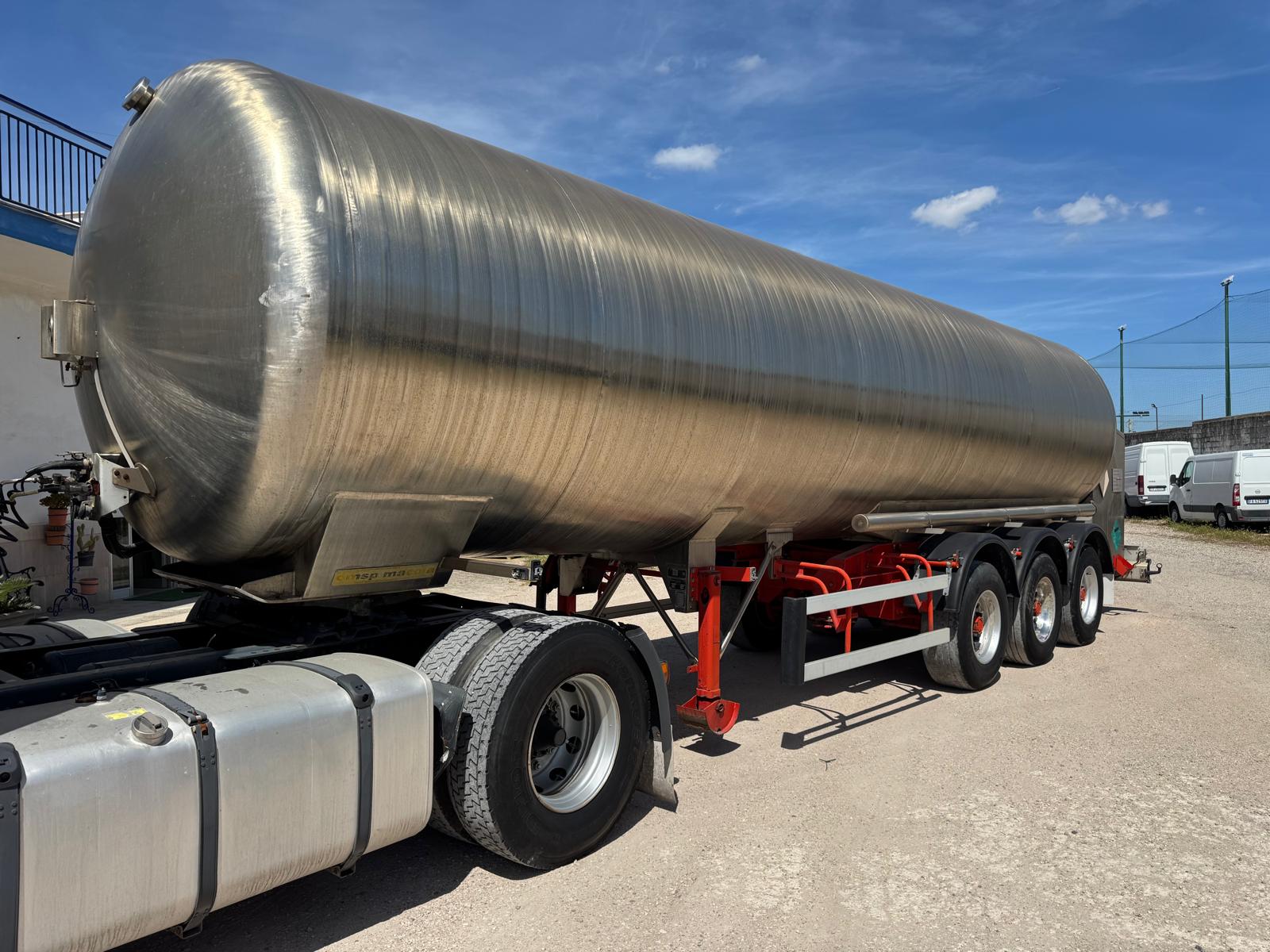 SEMIRIMORCHIO OMSP MACOLA CISTERNA IN ACCIAIO 3 ASSI in vendita - foto 3