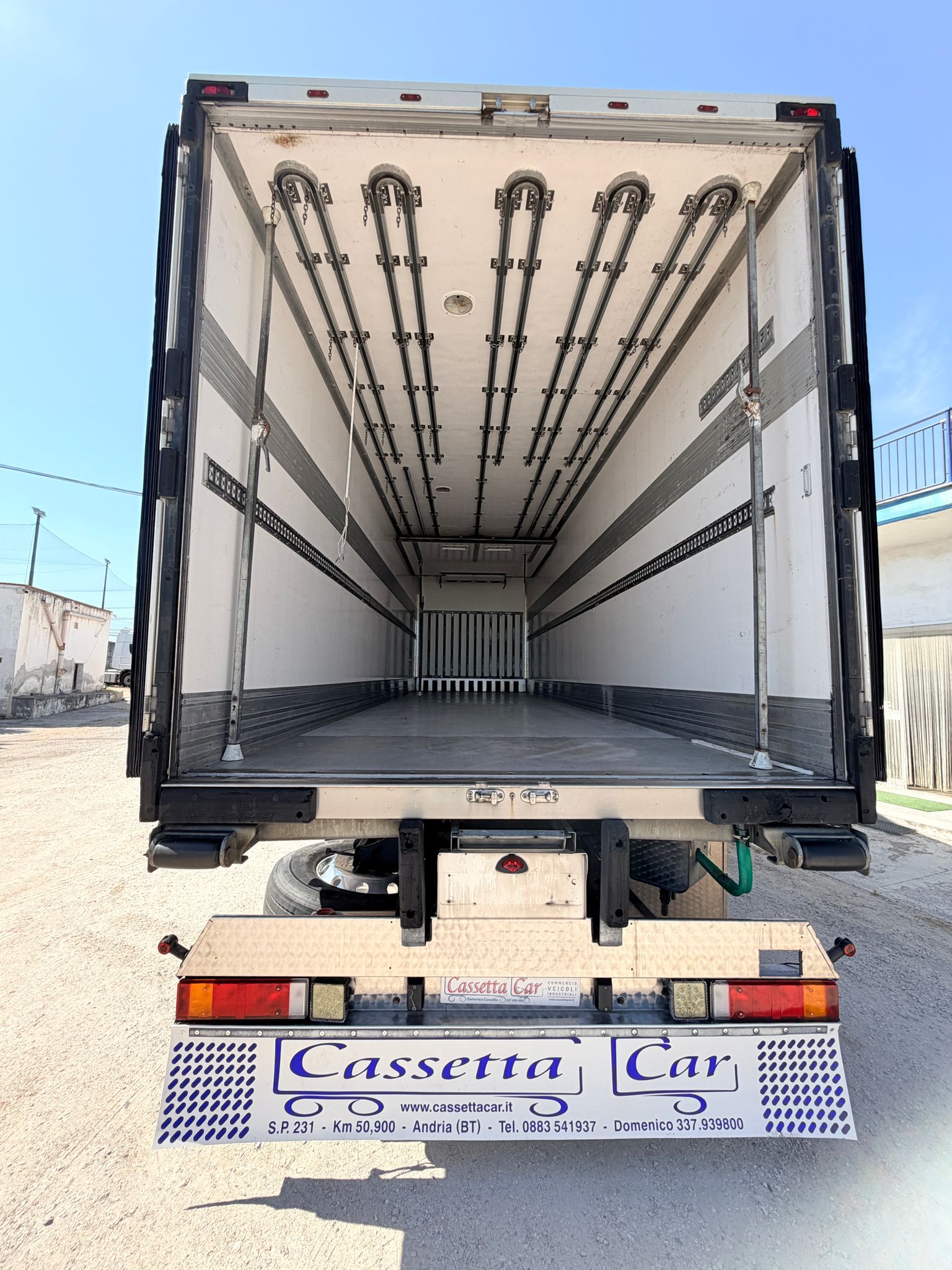 IVECO STRALIS 480 4 ASSI CELLA FRIGO TRASPORTO CARNI in vendita - foto 4