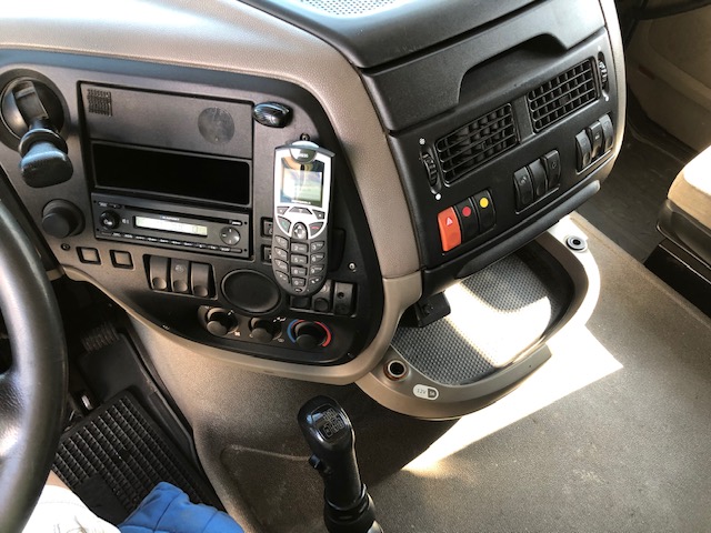 DAF TRATTORE STRADALE 105/460 in vendita - foto 3