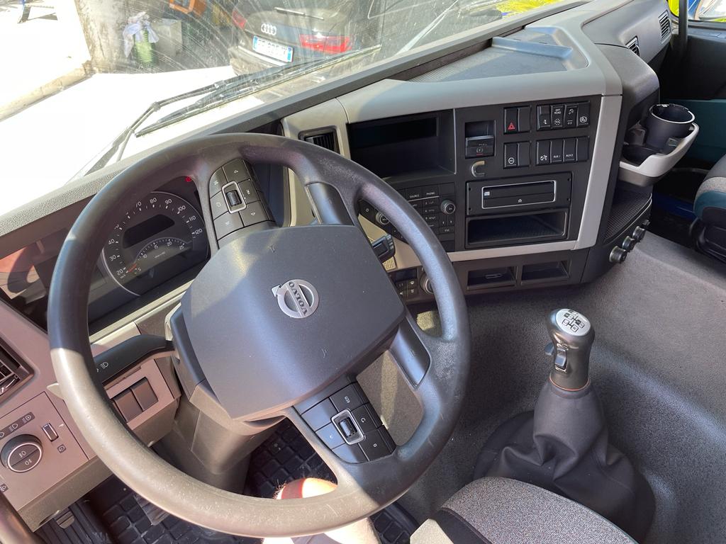 VOLVO FM 11 450 EURO 6 CABINA BASSA SCARRABILE in vendita - foto 9