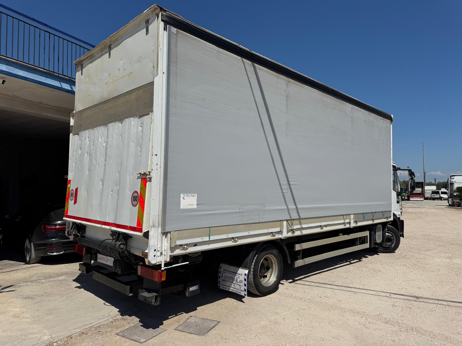 IVECO EUROCARGO 120E25 CENTINATO+PEDANA POST. EURO5 in vendita - foto 3