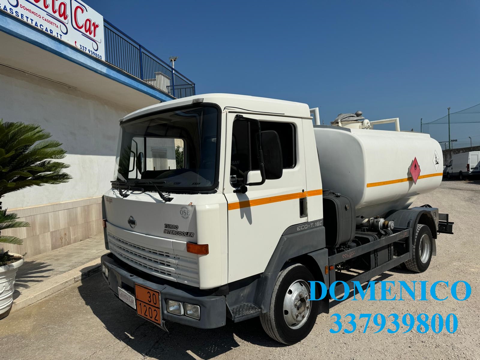 NISSAN M90 T160 CISTERNA CARBURANTI E CONTALITRI ADR in vendita - foto 1