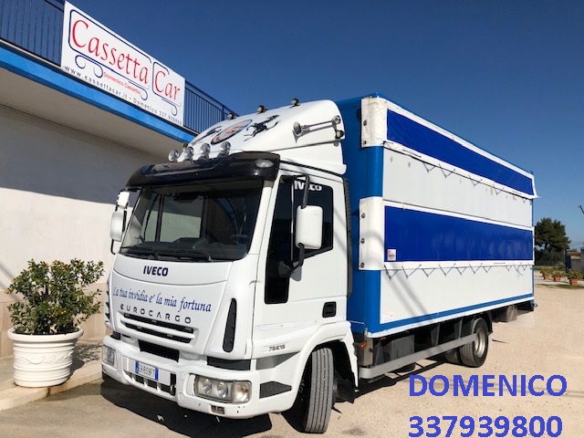 IVECO EUROCARGO 75E15 TRASPORTO CAVALLI-ANIMALI VIVI in vendita - foto 1