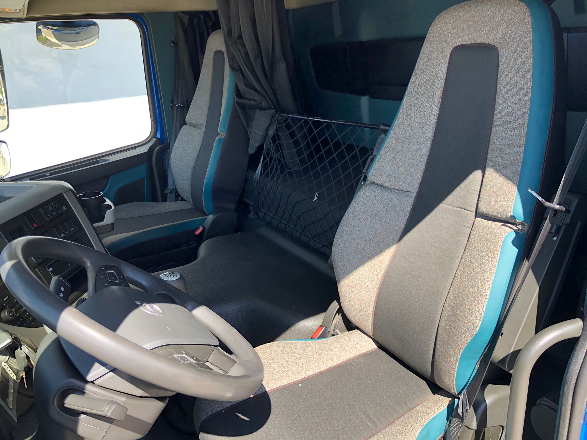 VOLVO FM 11 450 EURO 6 CABINA BASSA SCARRABILE in vendita - foto 11