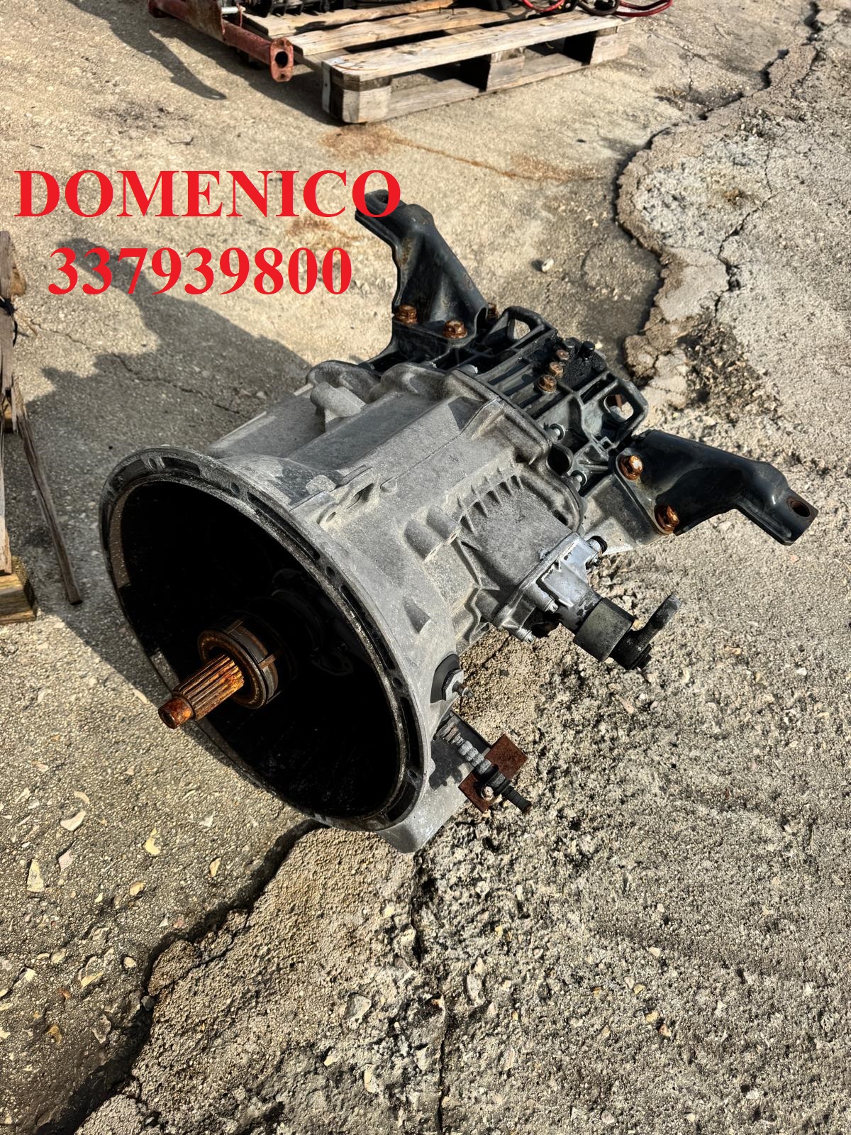 Ricambi per veicoli in vendita