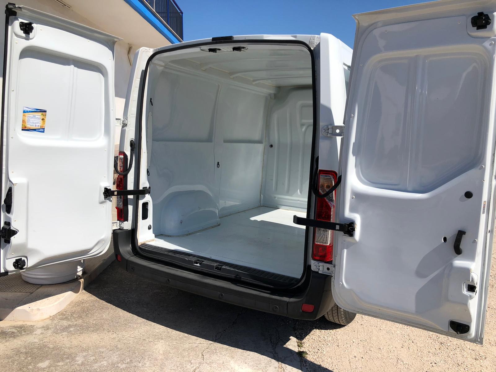 OPEL MOVANO COIBENTATO  FURGONATO 10/2015 in vendita - foto 3