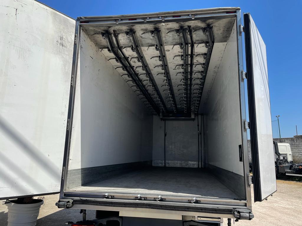 MERCEDES-BENZ ACTROS 25.45 EURO 6 CASSA FRIGO CARNI in vendita - foto 2