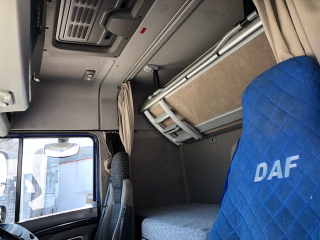 DAF TRATTORE STRADALE 105/460 IMPIANTO IDRAULICO in vendita - foto 10