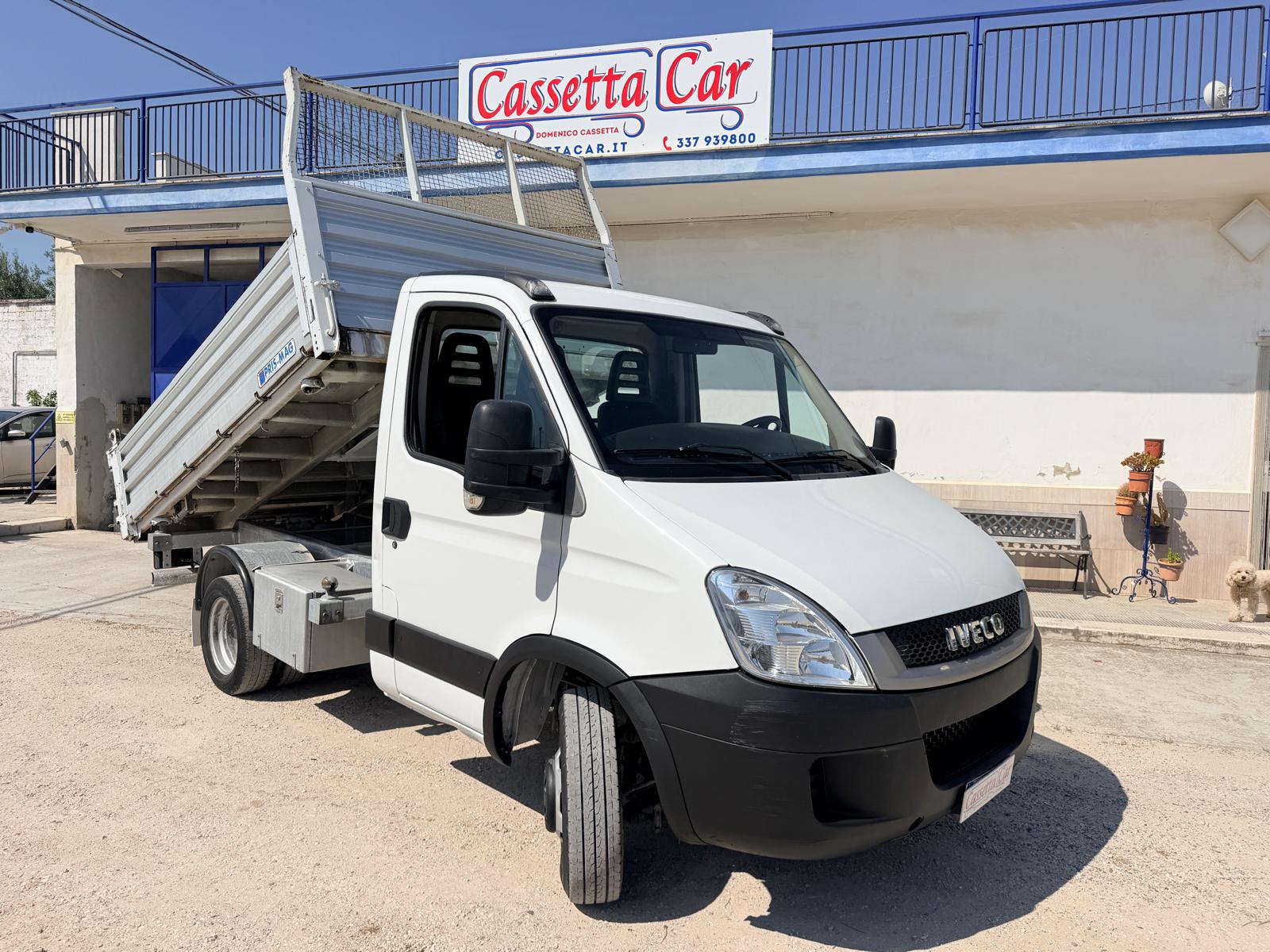 IVECO DAILY 35C15 RIB.TRIL.PATENTE B EURO4 in vendita - foto 4