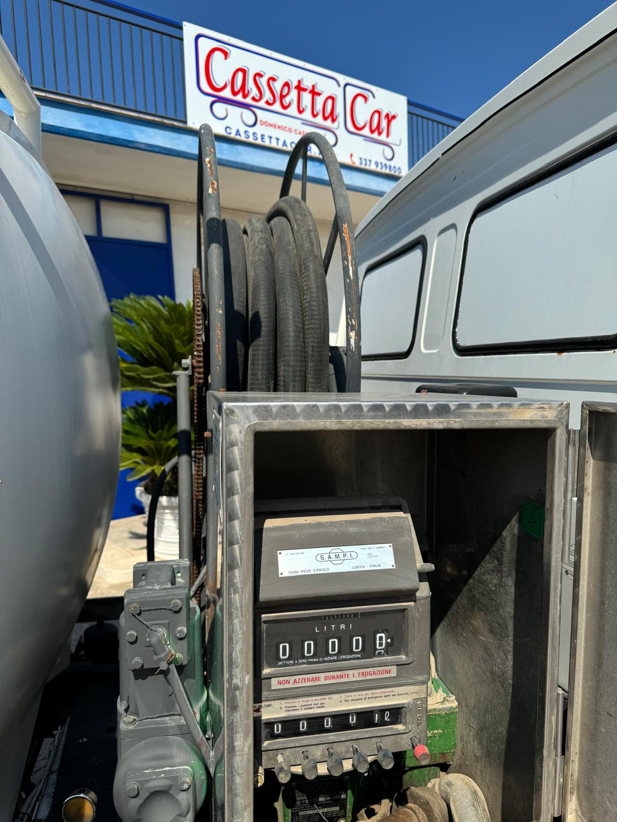 NISSAN M90 T160 CISTERNA CARBURANTI E CONTALITRI ADR in vendita - foto 4