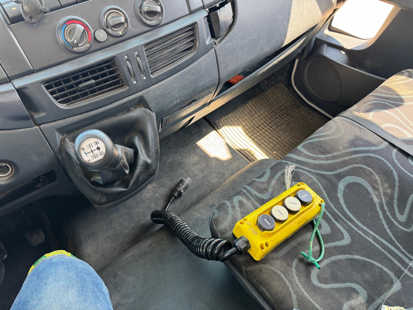 IVECO EUROCARGO 120E25 CENTINATO+PEDANA POST. EURO5  in vendita - foto 3