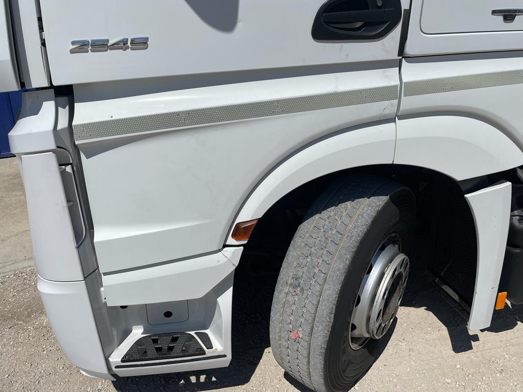 MERCEDES-BENZ ACTROS 25.45 EURO 6 CASSA FRIGO CARNI in vendita - foto 6