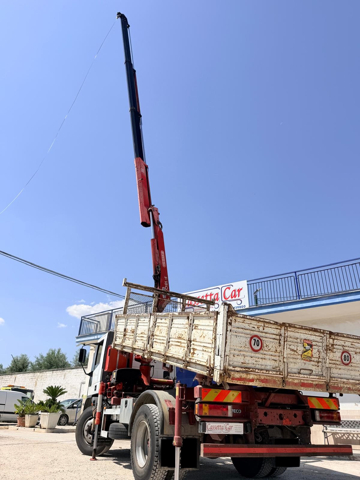 IVECO EUROCARGO 150E18 MOD. K TECTOR RIB.TRIL +GRU in vendita - foto 2