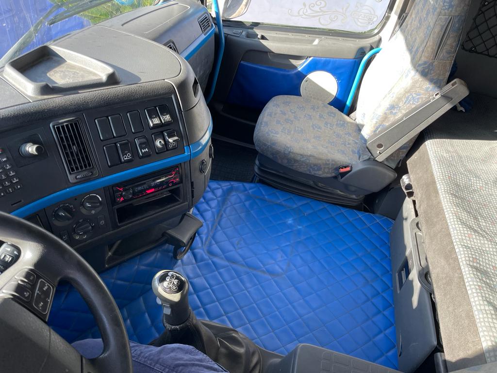 VOLVO FH 12 460 CISTERNA TRASPORTO MANGIMI E GRANAGLIE in vendita - foto 6