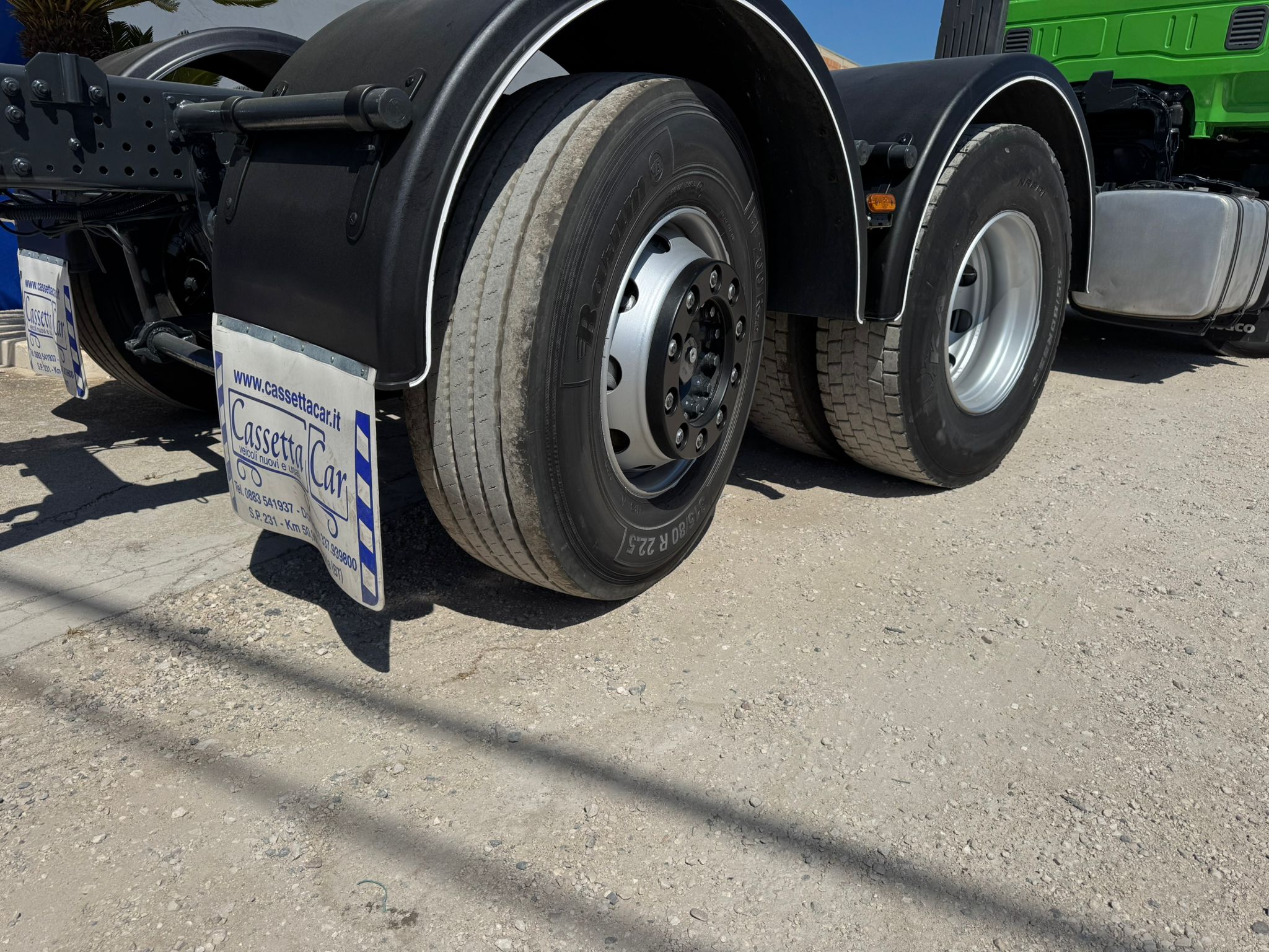IVECO STRALIS 460 TETTO BASSO EURO 6 1° ASSE 8 TON in vendita - foto 10