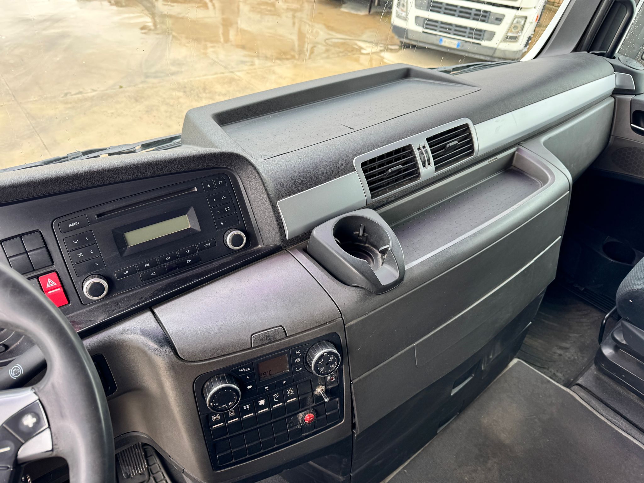 MAN TGX 26.480 SCARRABILE MARCA PRIS-MAG 26 TON in vendita - foto 4