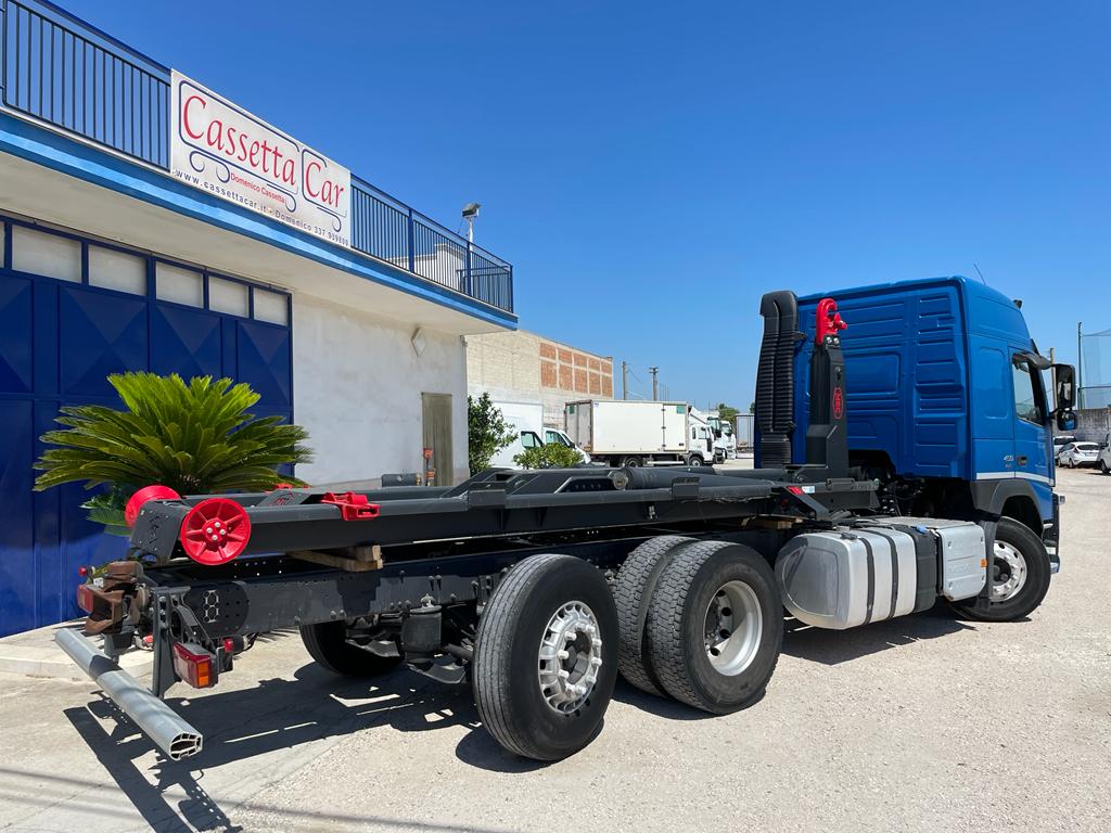 VOLVO FM 11 450 EURO 6 CABINA BASSA SCARRABILE in vendita - foto 2