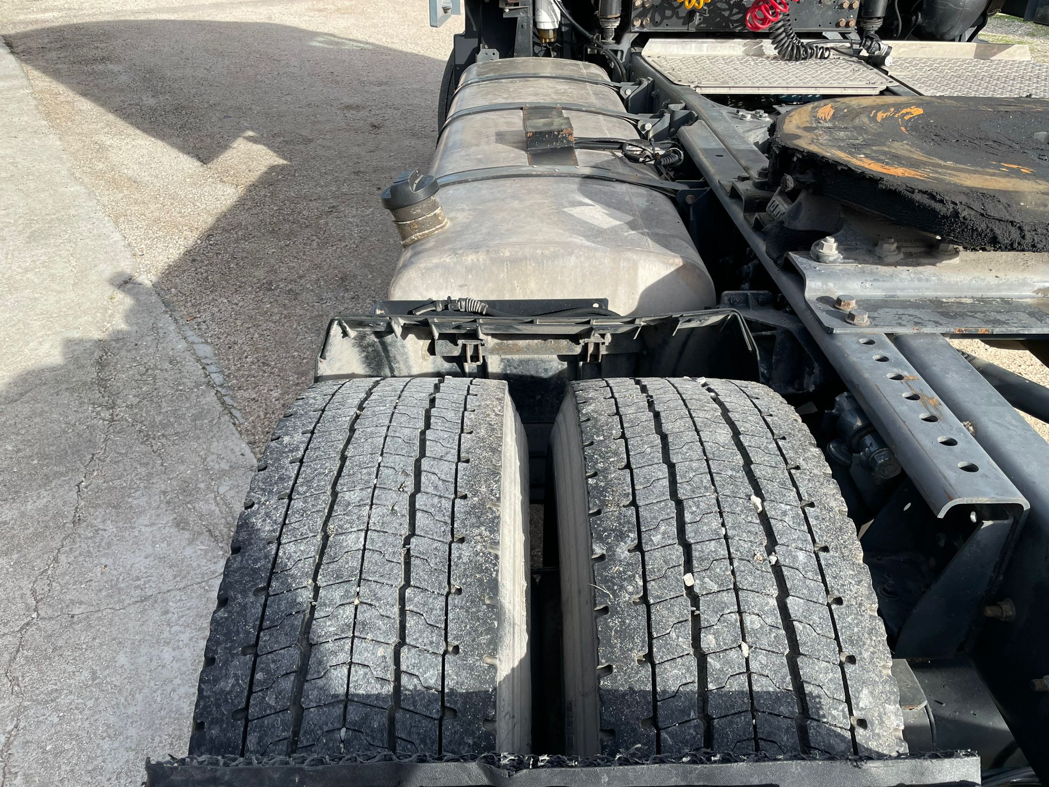 DAF XF 105.460 TRATTORE STRADALE RIBASSATO in vendita - foto 6