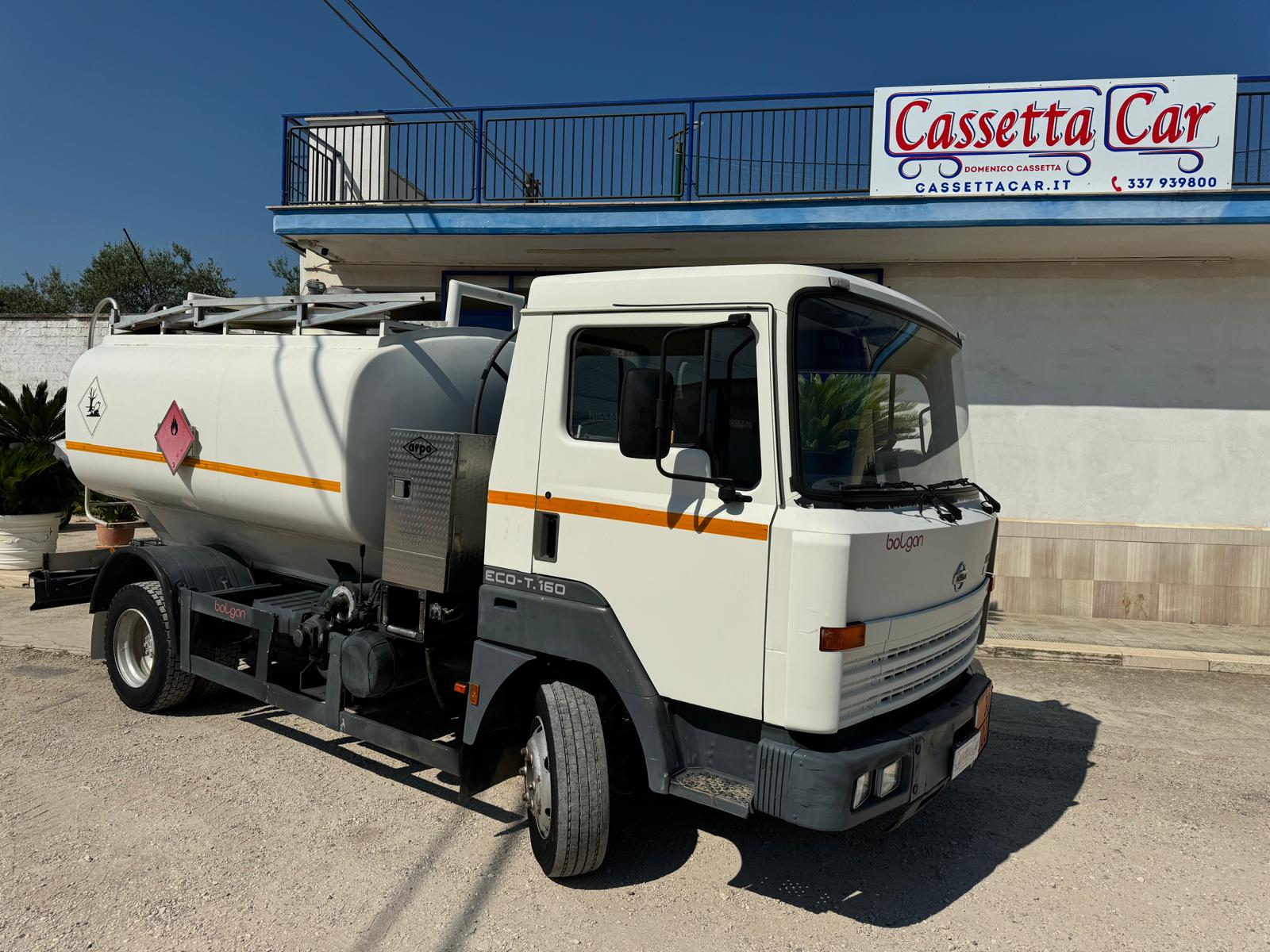 NISSAN M90 T160 CISTERNA CARBURANTI E CONTALITRI ADR in vendita - foto 11