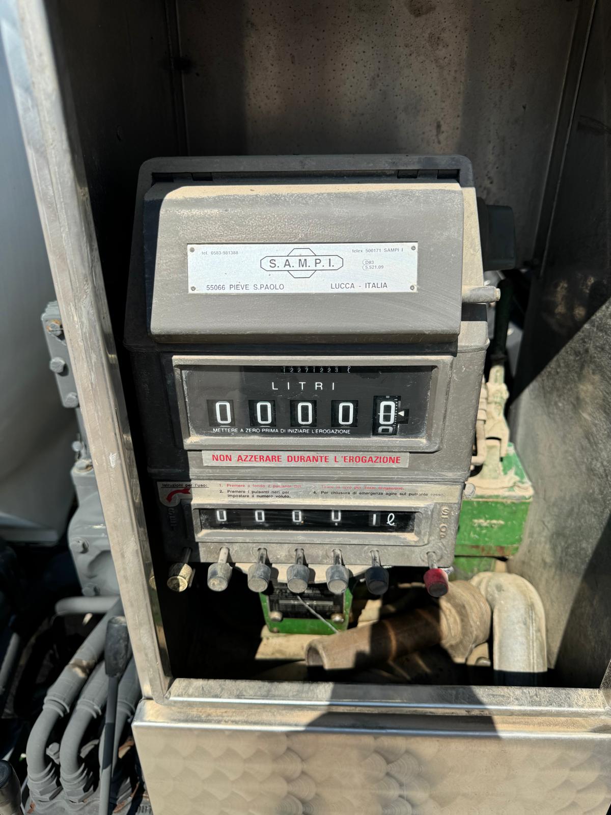 NISSAN M90 T160 CISTERNA CARBURANTI E CONTALITRI ADR in vendita - foto 6