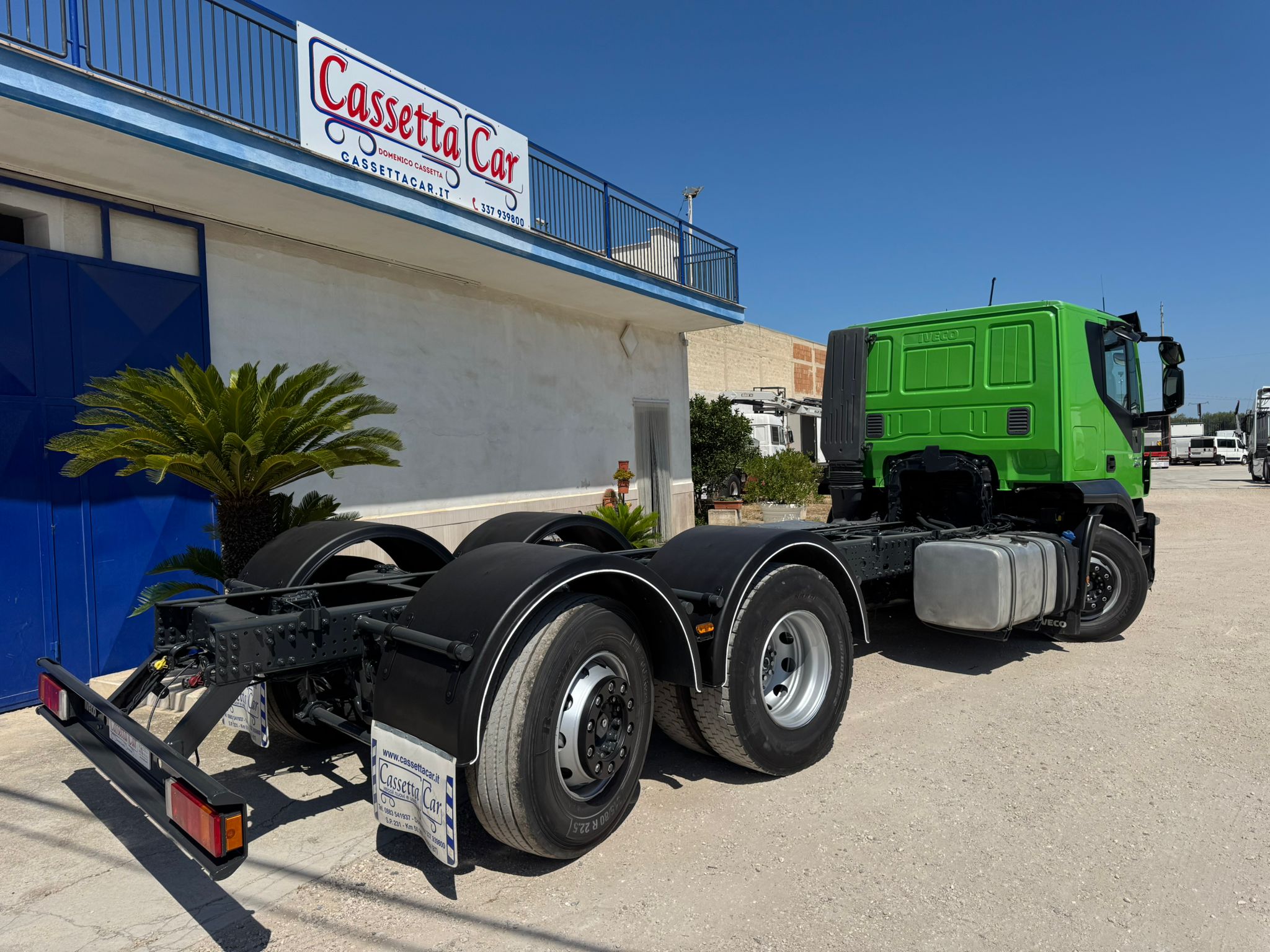 IVECO STRALIS 460 TETTO BASSO EURO 6 1° ASSE 8 TON in vendita - foto 3