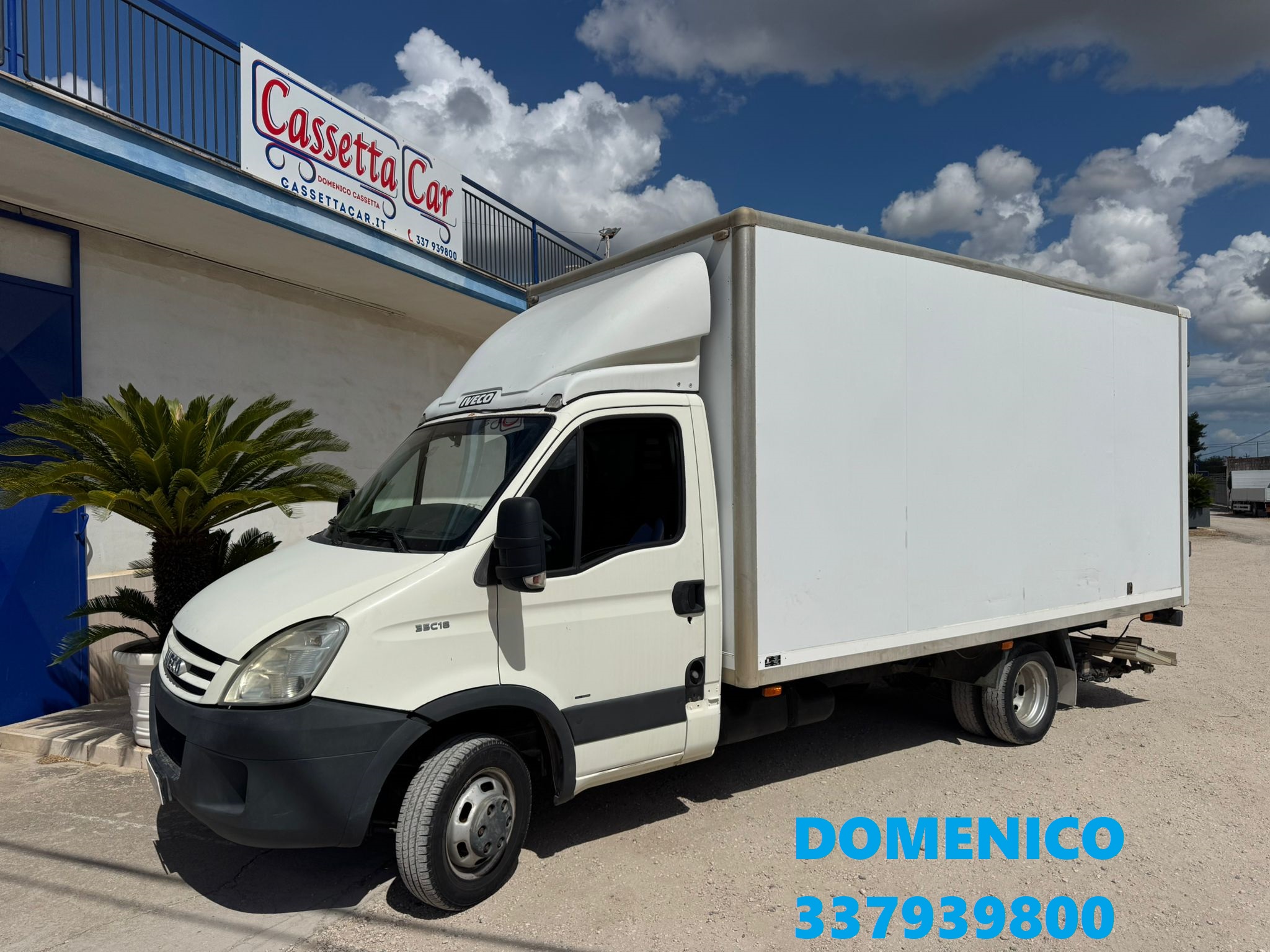 Autocarri in vendita
