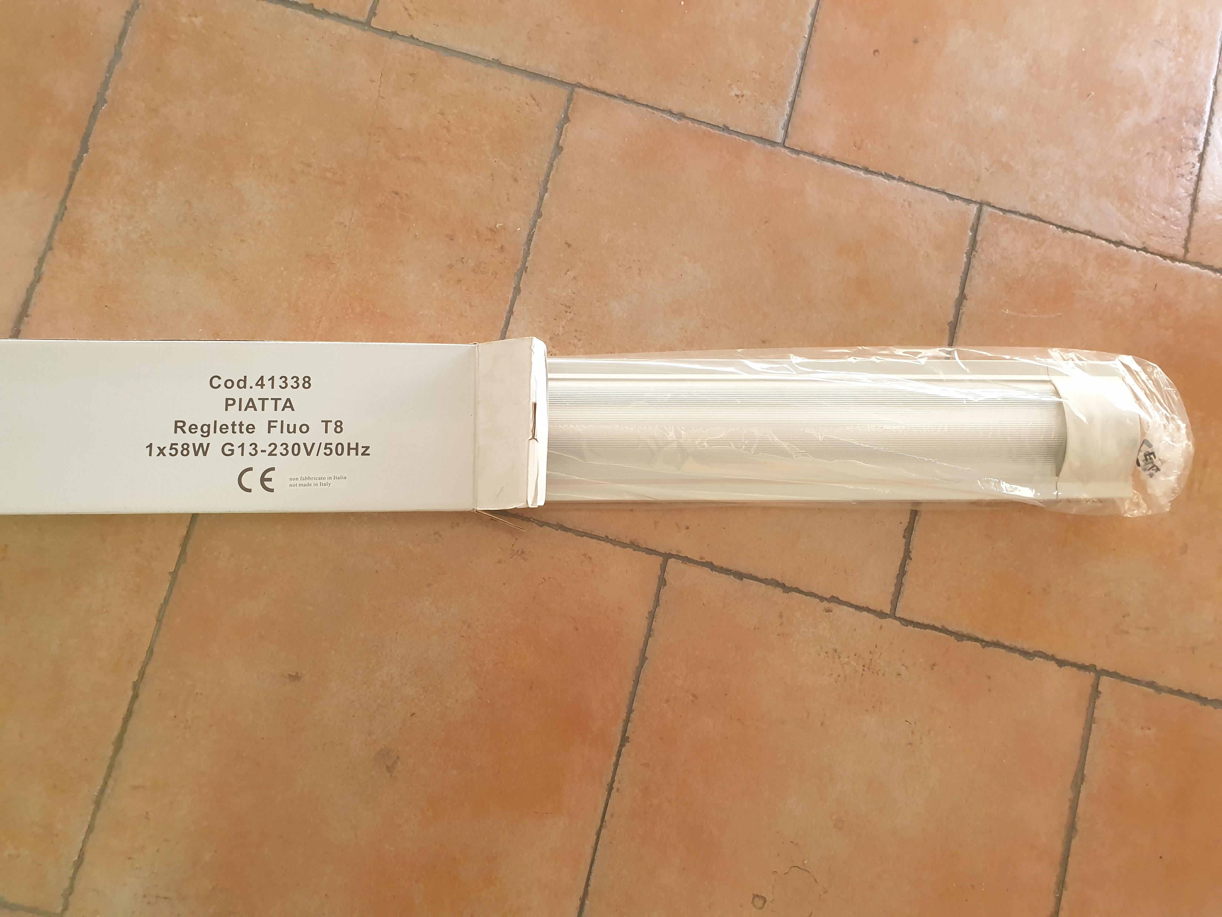 Plafoniera LED Fluo nuova in vendita - foto 1