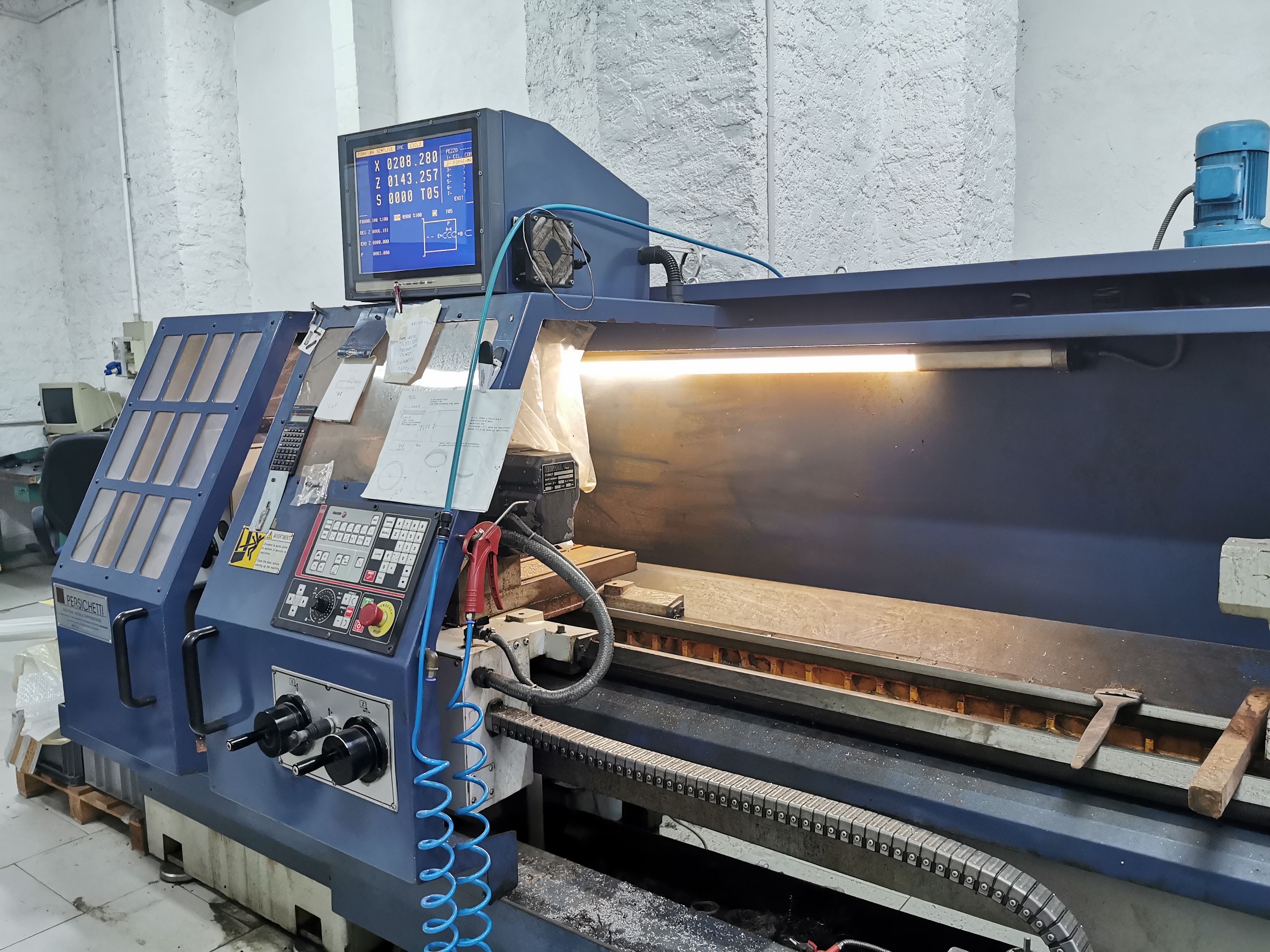 Tornio Momac CNC automatico. Torretta 8 pos. Accessori  in vendita - foto 1