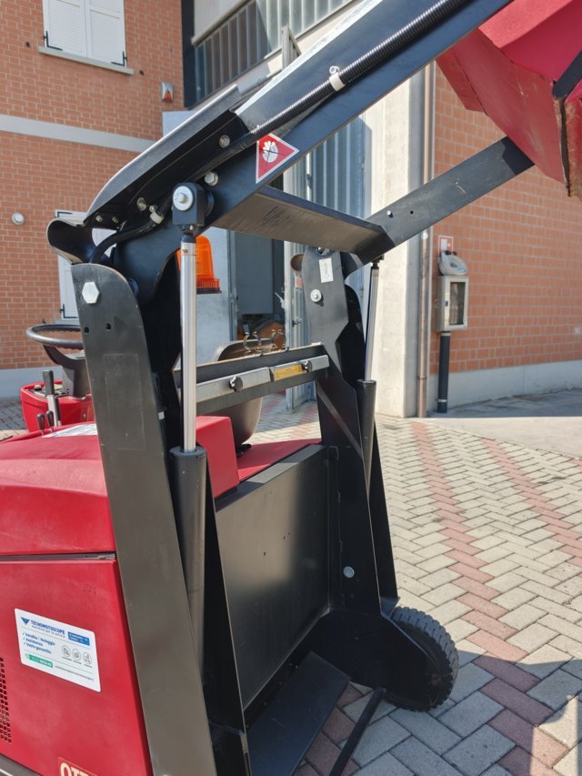 Spazzatrice motoscopa RCM Otto E TOP in vendita - foto 14