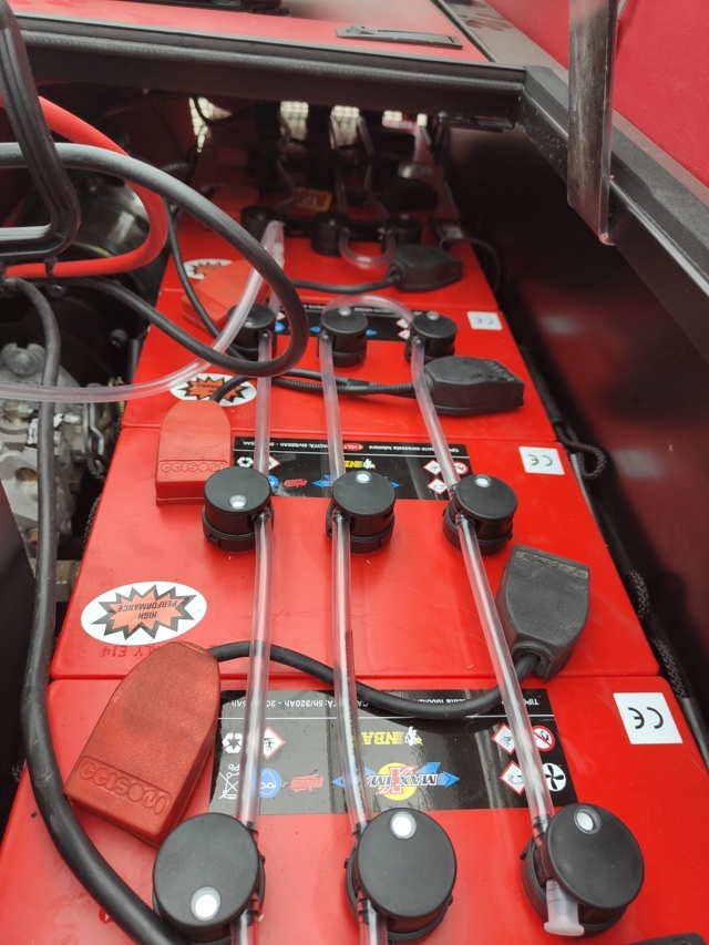 Motoscopa spazzatrice ride-on sweeper in vendita - foto 12