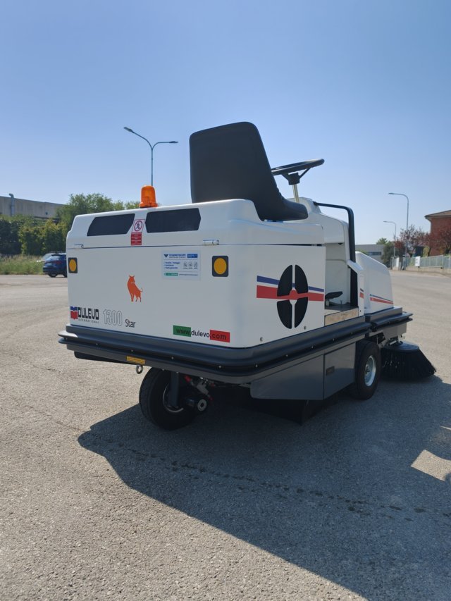 Spazzatrice motoscopa Dulevo 1300 EH in vendita - foto 15