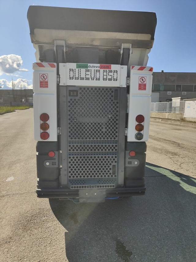 Spazzatrice stradale road sweeper  in vendita - foto 4