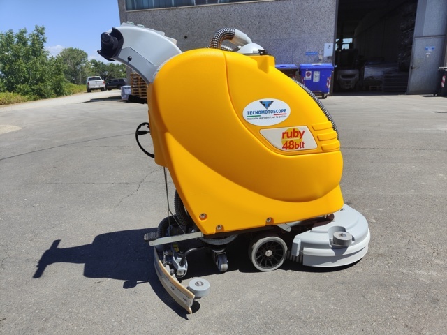 Adiatek Ruby 48 BL  in vendita - foto 3