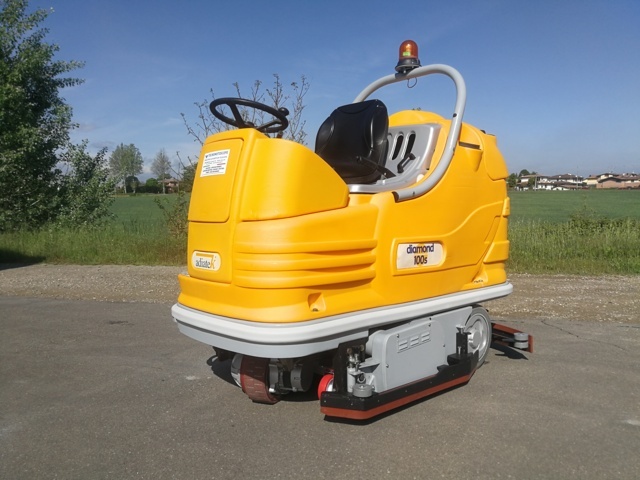 Lavapavimenti Adiatek Diamond 100 S in vendita - foto 2