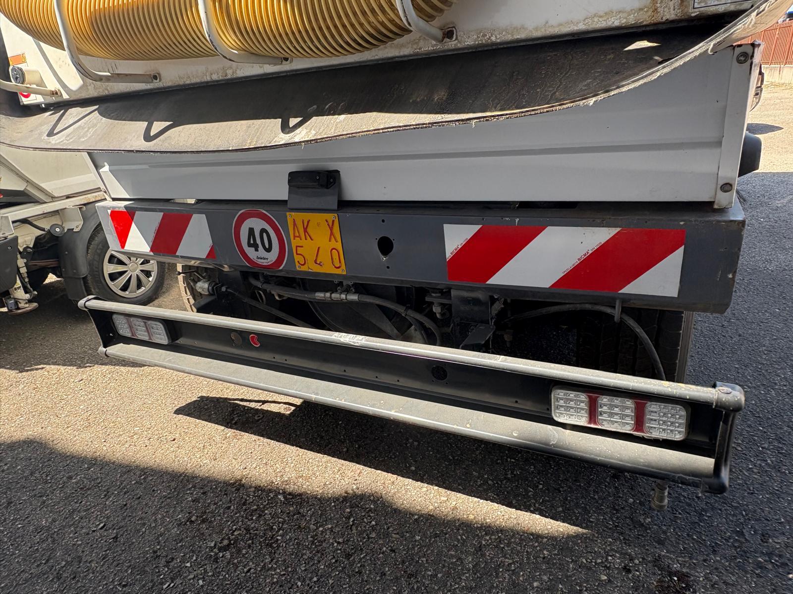 Spazzatrice stradale Dulevo 6000 Combi in vendita - foto 2