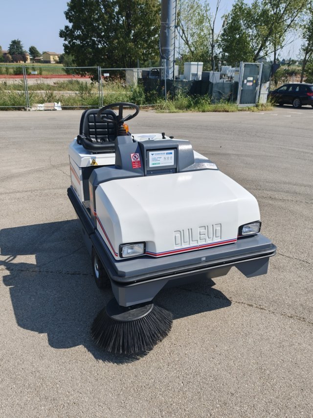 Spazzatrice motoscopa Dulevo 90 DK in vendita - foto 9