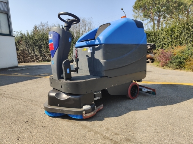Lavapavimenti lavasciuga Dulevo Boost 300 in vendita - foto 6