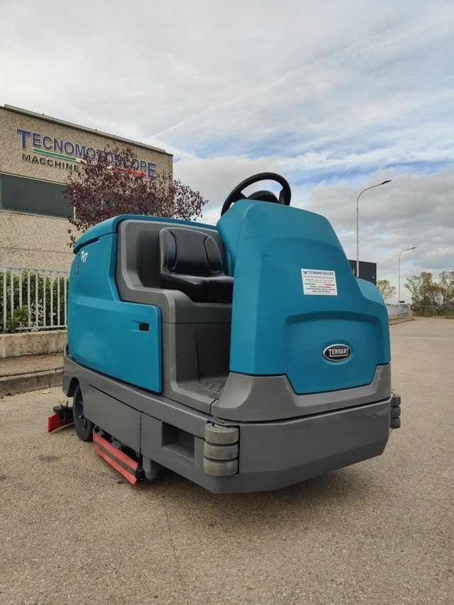 Lavapavimenti Tennant T17 in vendita - foto 5