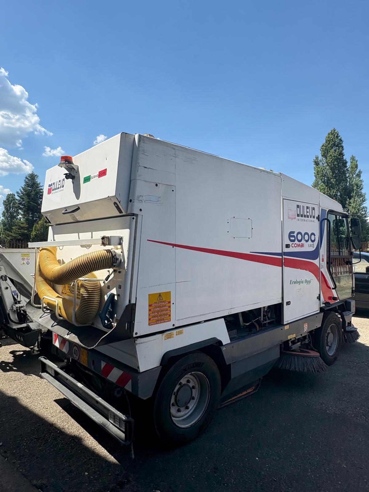 Spazzatrice stradale Dulevo 6000 Combi in vendita - foto 3